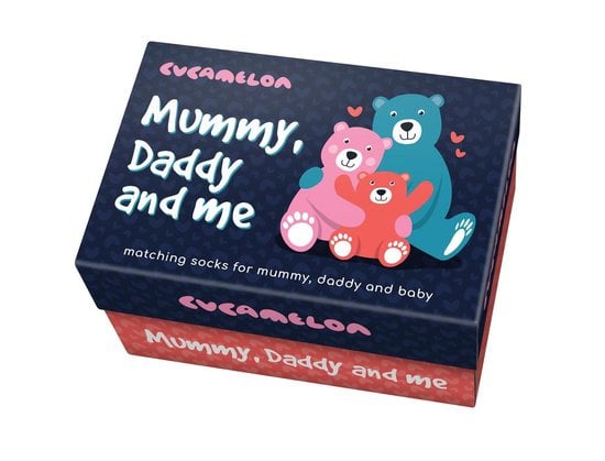 Odd Socks - Cadeaudoosje met papa mama baby sokken - Mummy daddy and me - kraamcadeau - geschenk babyshower